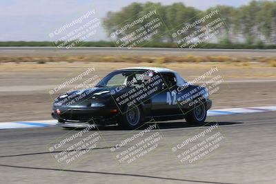 media/Oct-01-2022-24 Hours of Lemons (Sat) [[0fb1f7cfb1]]/10am (Front Straight)/